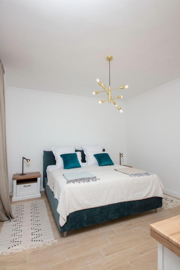 Spring Apartment Perast Buitenkant foto