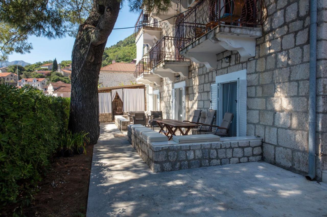 Spring Apartment Perast Buitenkant foto