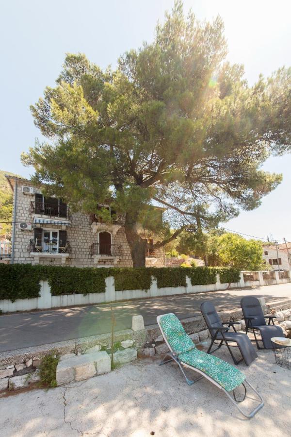 Spring Apartment Perast Buitenkant foto